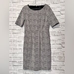 Banana Republic black and white gray women’s tweed dress size 8 pockets zip slit